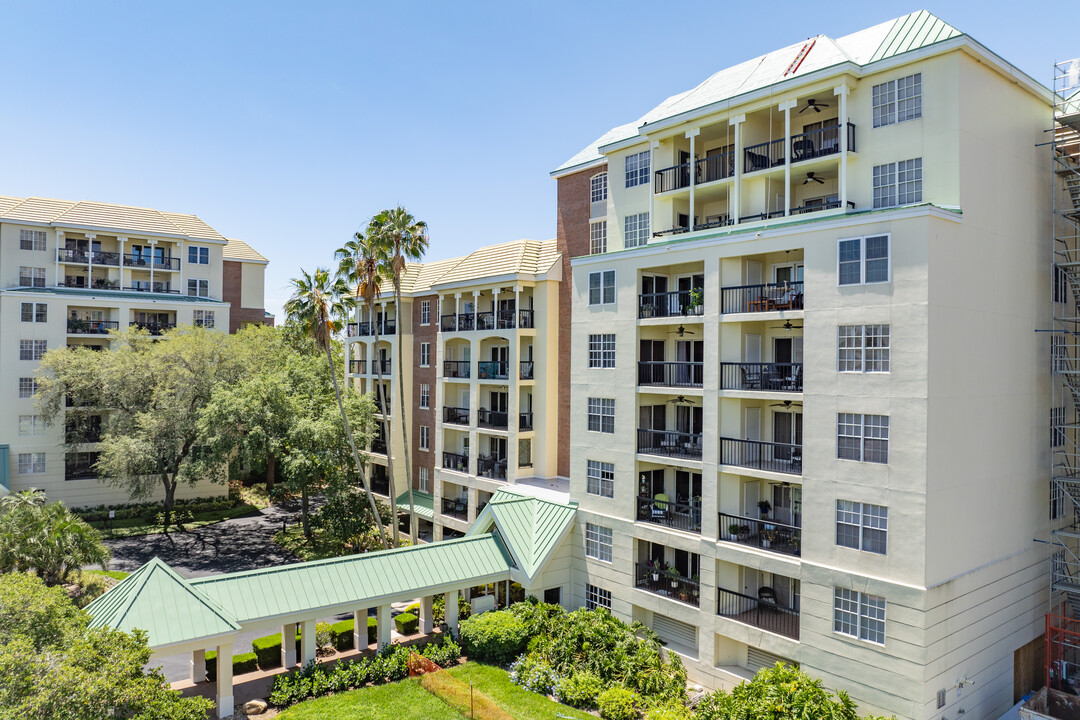 Harbour Court Condo Association in Tampa, FL - Building Photo