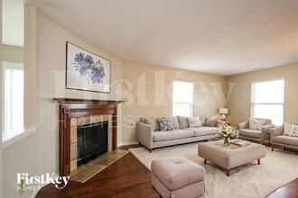 10094 Golden Dr in Noblesville, IN - Building Photo - Building Photo