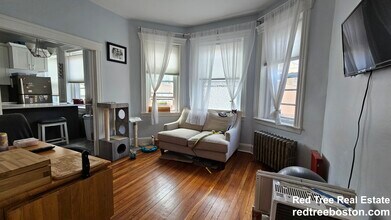 72 Strathmore Rd, Unit 2B in Boston, MA - Foto de edificio - Building Photo