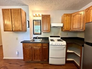 506 E 3rd Ave in Ellensburg, WA - Building Photo - Building Photo