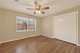 5646 Hazen St in Houston, TX - Building Photo - Building Photo