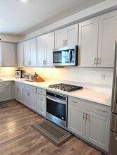 17106 Zion Dr in Santa Clarita, CA - Building Photo - Building Photo