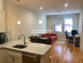 725 Boylston St, Unit 33 in Boston, MA - Building Photo - Building Photo