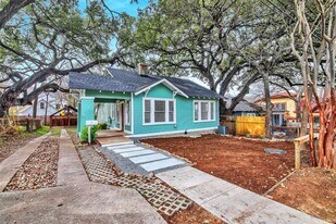 809 E Riverside Dr in Austin, TX - Building Photo