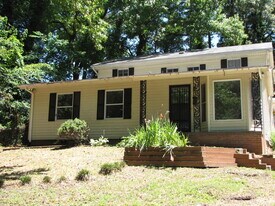 307 W Delafield Ave in Durham, NC - Building Photo