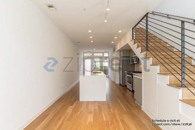 2002 E 7th St in Austin, TX - Foto de edificio - Building Photo