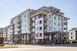 1514 McCallum Rd in Abbotsford, BC - Building Photo