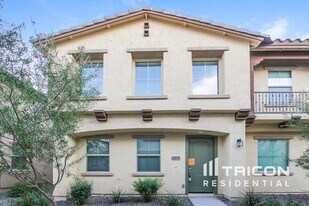 12575 W Gentle Rain Rd in Peoria, AZ - Building Photo