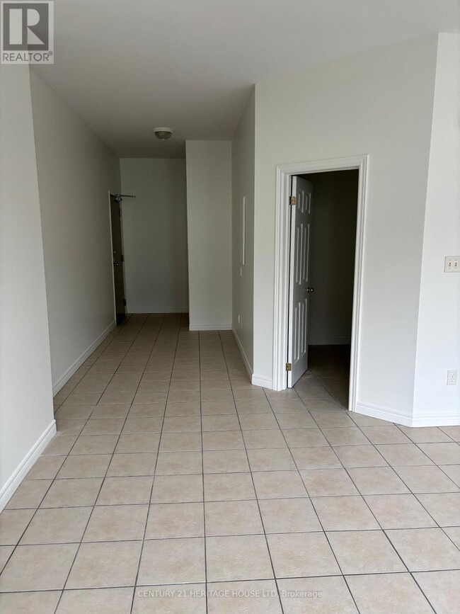 580 Talbot St in St Thomas, ON - Building Photo - Building Photo