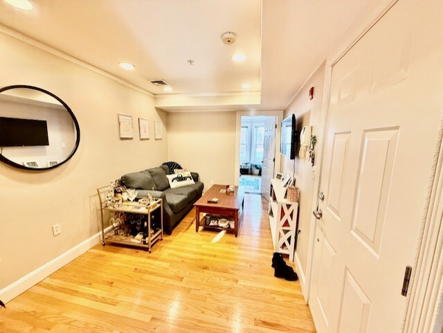 26 Parmenter St, Unit 2 in Boston, MA - Building Photo - Building Photo