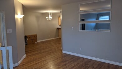 4217 Tumbleweed Cres in Windsor, ON - Building Photo - Building Photo