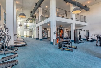 Botanic Waterside at Lakewood Ranch in Sarasota, FL - Foto de edificio - Interior Photo