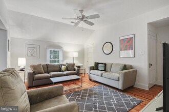 1105 Youngs Ford Rd in Gladwyne, PA - Foto de edificio - Building Photo