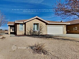 6223 W Ave J 10 in Lancaster, CA - Building Photo