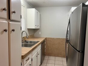 710 W Cantu Rd in Del Rio, TX - Building Photo - Building Photo