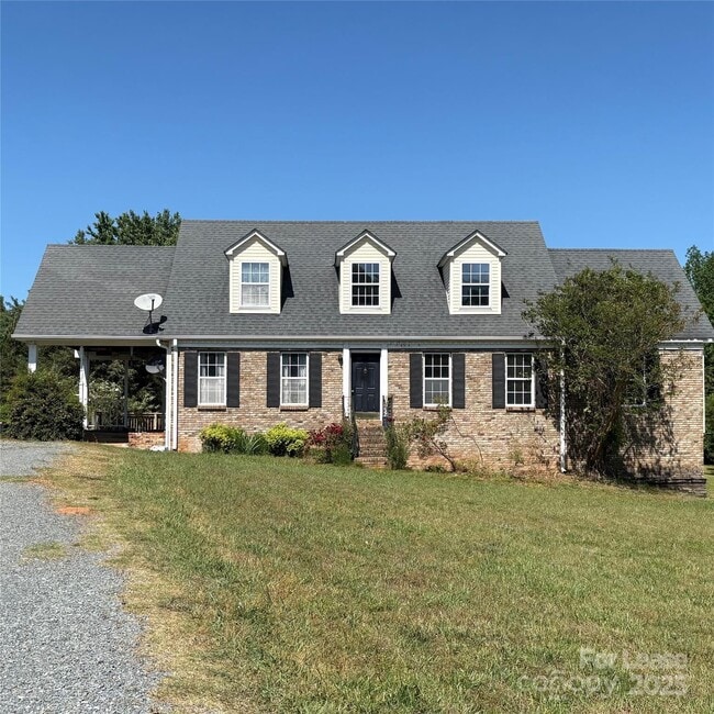 property at 7200 Strawberry Ln