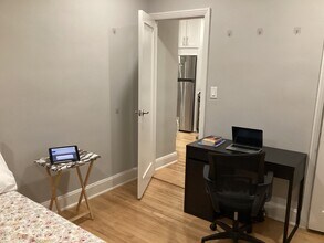 42 Mulberry St, Unit D in New York, NY - Building Photo - Building Photo