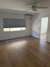 2140 Beachwood Dr in Los Angeles, CA - Building Photo - Building Photo