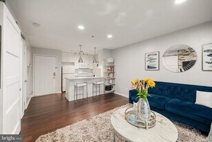 3309 Wyndham Cir in Alexandria, VA - Building Photo