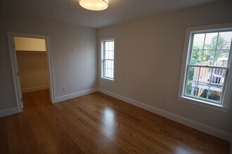 276 Athens St in Boston, MA - Building Photo - Building Photo