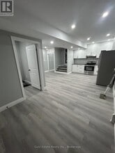 228 Three Wood Dr in Woodstock, ON - Building Photo - Building Photo