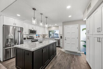 7340 N Vía Camello Del Norte in Scottsdale, AZ - Building Photo - Building Photo