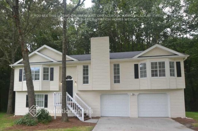2290 Castle Royale Dr