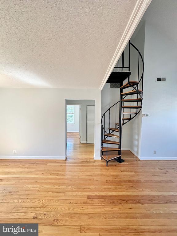 2930 S Buchanan St in Arlington, VA - Building Photo - Building Photo