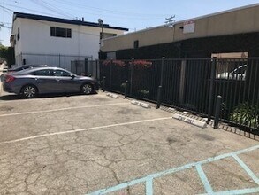 3637 Martin Luther King Jr Blvd in Lynwood, CA - Building Photo - Building Photo