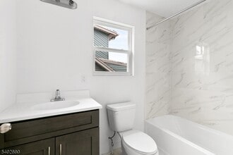 244 Pomona Ave in Newark, NJ - Building Photo - Building Photo