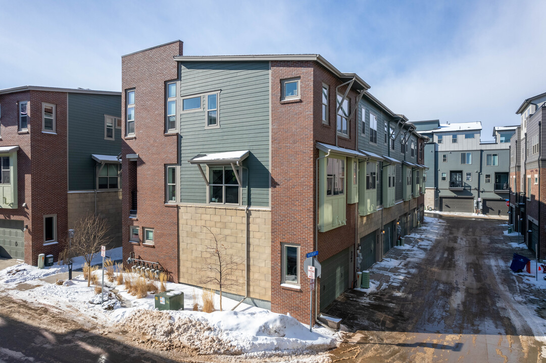 2271 Buttercup Ct in Louisville, CO - Foto de edificio