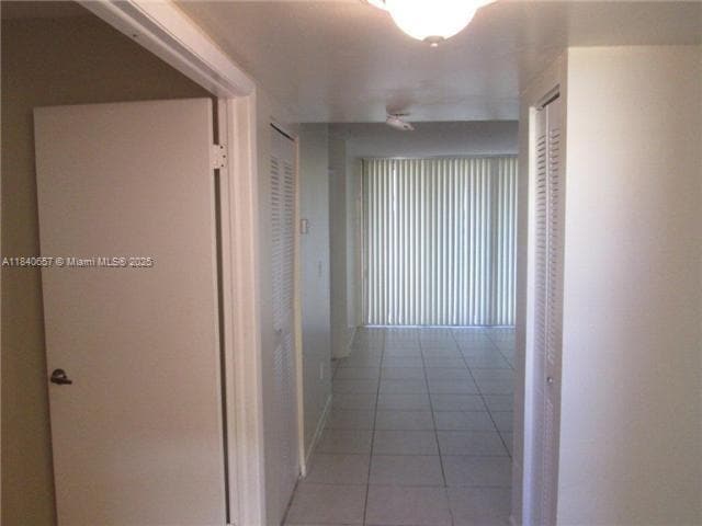 8215 SW 152nd Ave in Miami, FL - Building Photo - Building Photo