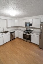 8715 N Kelly Ct in Spokane, WA - Building Photo - Building Photo