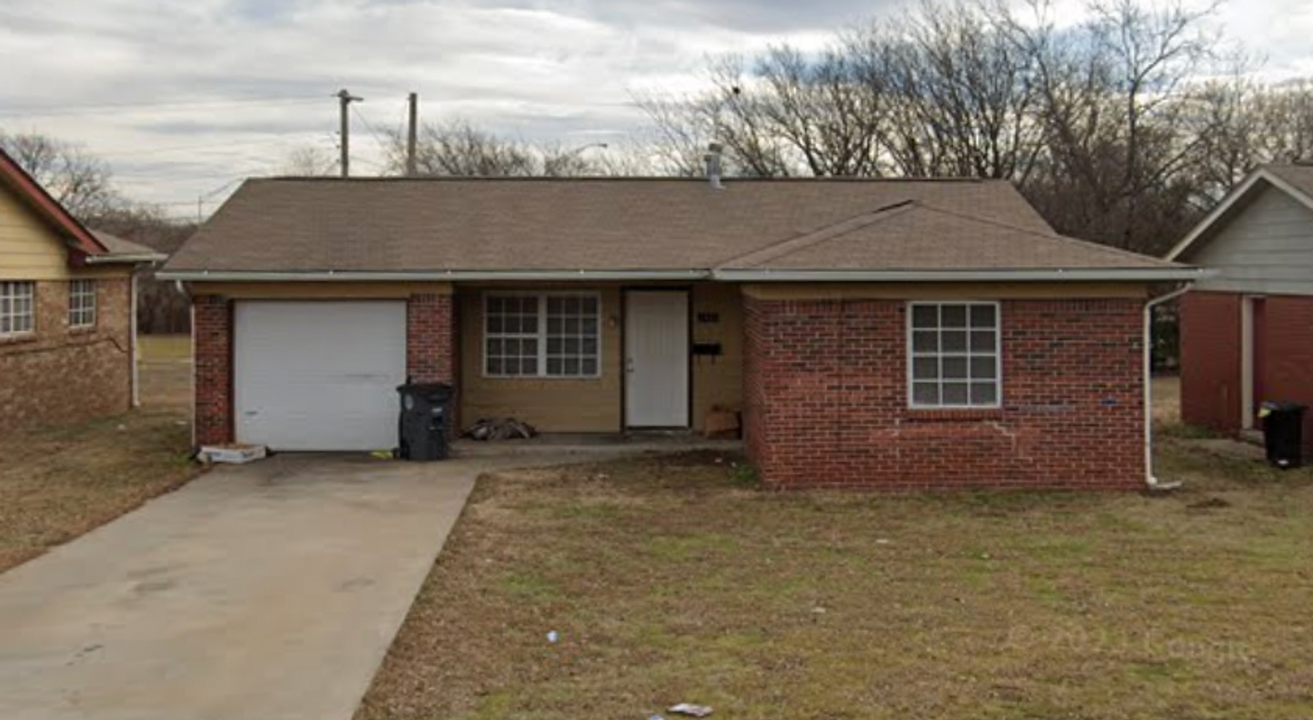 1813 N Utica Ave in Tulsa, OK - Foto de edificio