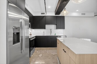 116 W 3rd St in Tulsa, OK - Foto de edificio - Building Photo