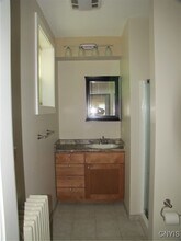 44 Westmoreland St in Whitesboro, NY - Building Photo - Building Photo
