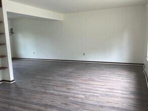 153 Spruce Valley Dr in Pittsburgh, PA - Building Photo - Building Photo