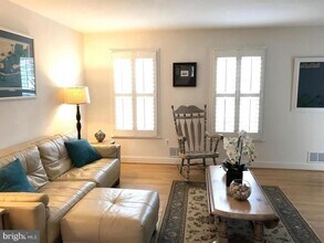 15986 Cove Ln in Montclair, VA - Building Photo - Building Photo