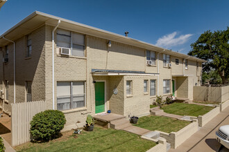 Cedar Elm Apartments in Midland, TX - Foto de edificio - Building Photo