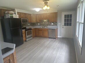 608 Wheeler Ln in Wapakoneta, OH - Building Photo - Building Photo