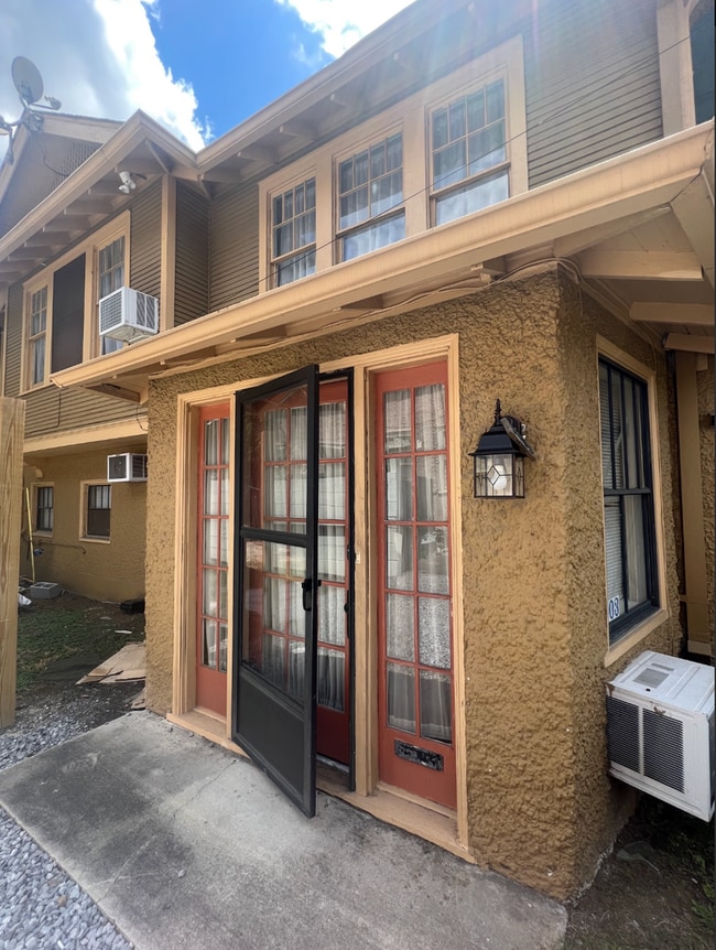 property at 1601 Broadway St