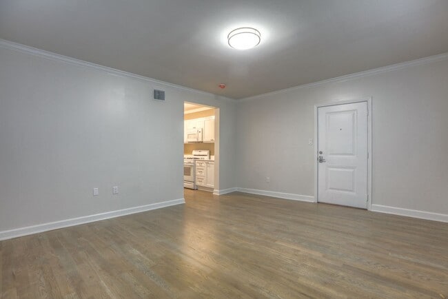 property at 1341 Cortlandt St