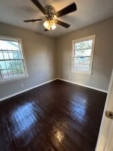 2213 Hickory St in Amarillo, TX - Building Photo - Building Photo