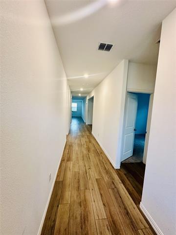 5905 Edward Dr in Aubrey, TX - Foto de edificio - Building Photo