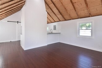 292 Farragut Ave in Hastings On Hudson, NY - Building Photo - Building Photo