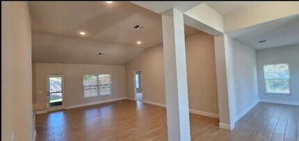 5770 Englewood Rd in Venice, FL - Building Photo - Building Photo