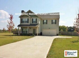 121 McLendon Rd in Fort Mitchell, AL - Building Photo