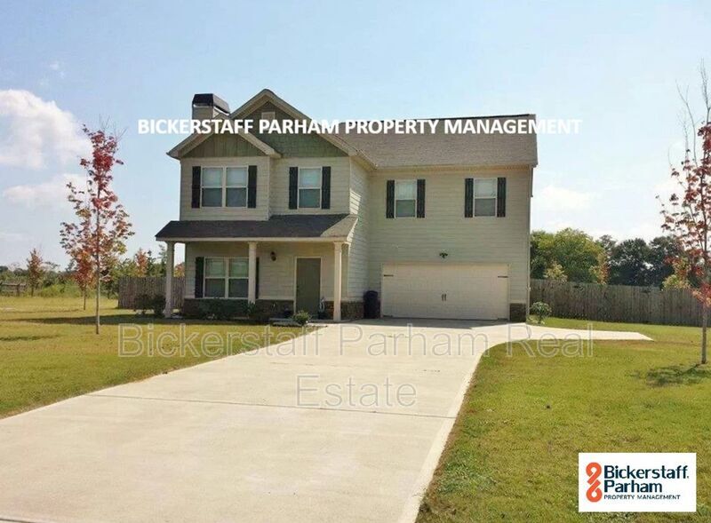 121 McLendon Rd in Fort Mitchell, AL - Building Photo