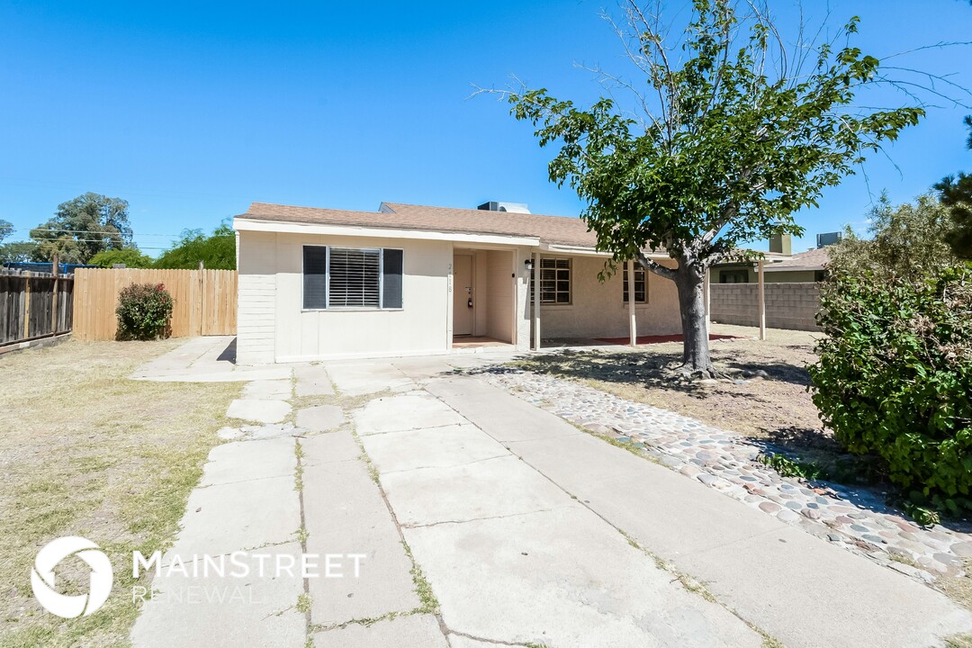 2118 S Kelvin Stravenue in Tucson, AZ - Foto de edificio