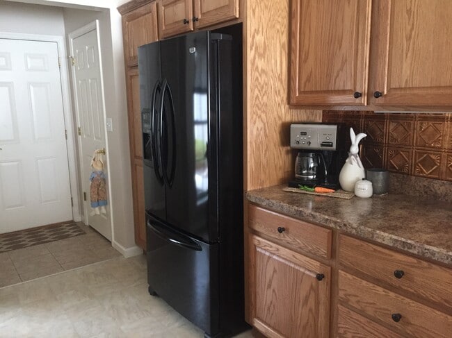 121 Touchstone Dr in Carlisle, PA - Building Photo - Building Photo